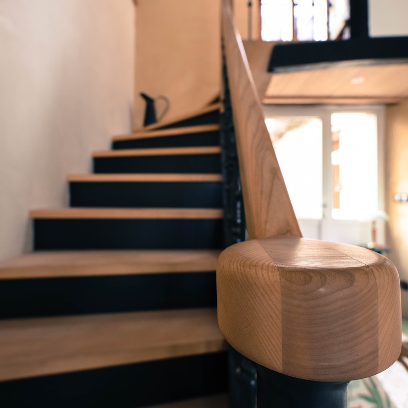 Rampe d’escalier en bois intérieur moderne